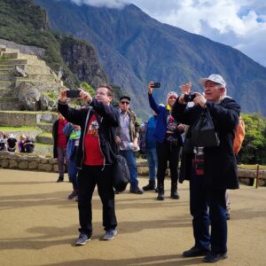 Cusco tour package 7 days including Machu Picchu, Sacred Valley, and top attractions. Book the best 7-day Cusco from Lima