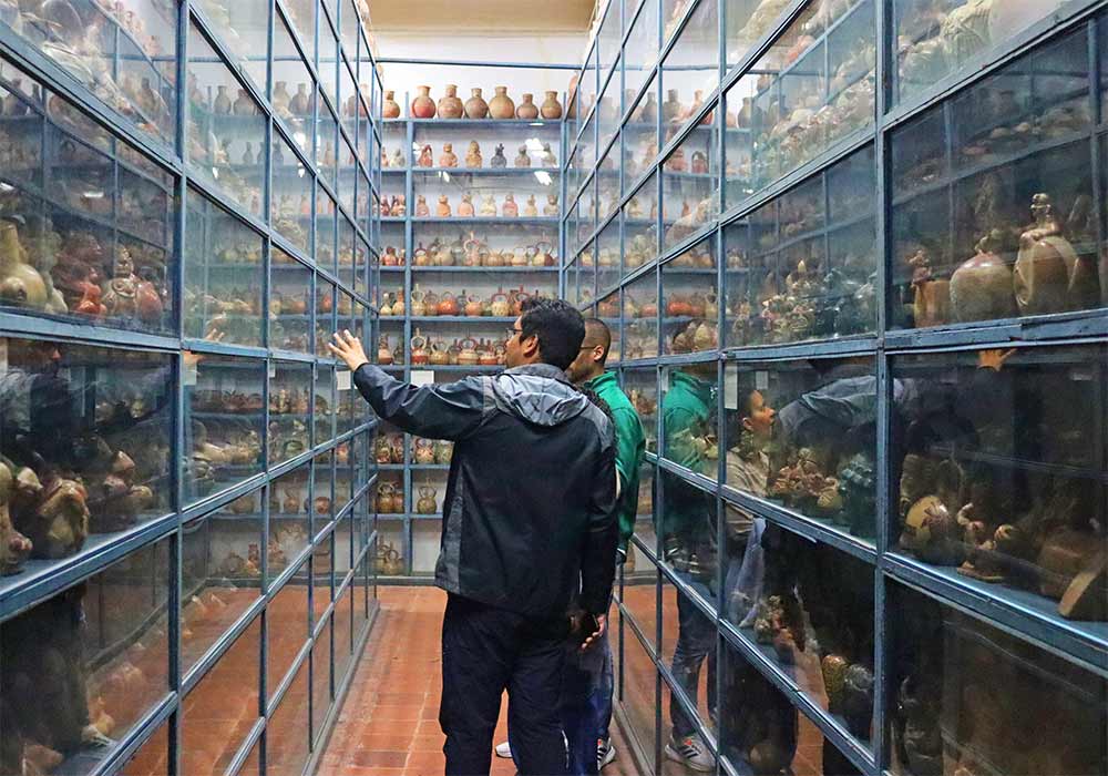 larco museum tours en lima 
